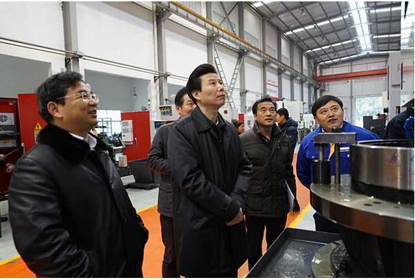 市委副秘書長、高新區(qū)黨工委副書記石顯銀蒞臨我公司指導工作